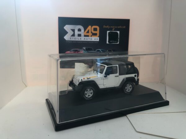 Miniature Jeep Wrangler Rubicon 1/43