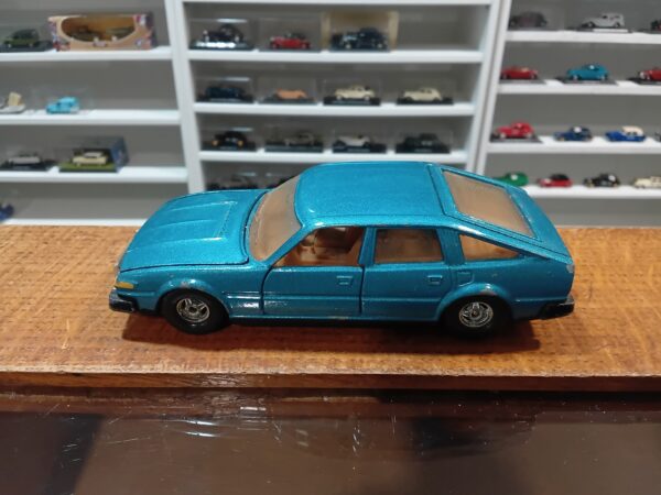 Rover 3500 Bleu Métalisé Corgi 1/36