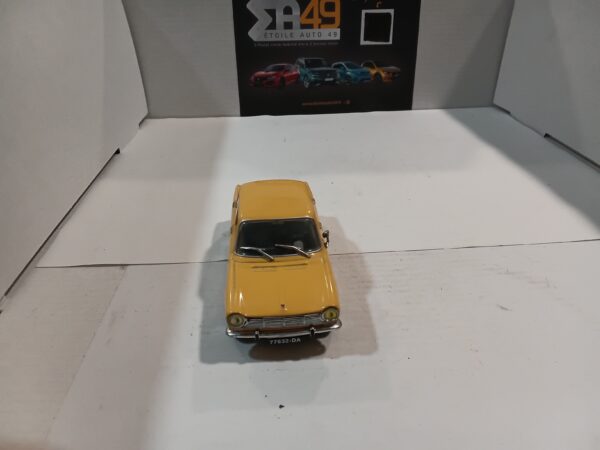 Simca 1300 Berline 1965 Universal Hobbies 1/43 – Image 2