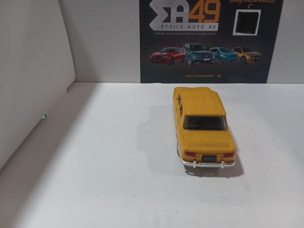 Renault R 8 S Solido 1/43 – Image 4